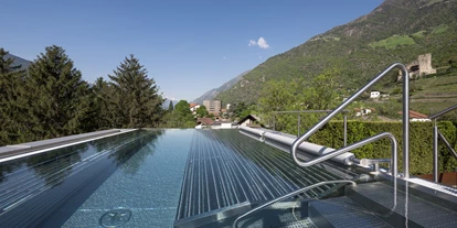 Wanderurlaub - Kinderbetreuung - Italien - Solepool auf dem Dach - Feldhof DolceVita Resort