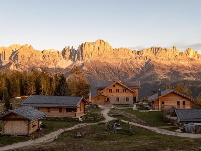Hotel Dosses Almen Tschafon Hütte
