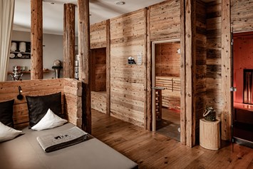 Wanderhotel: Saunahotel Südtirol
 - Panoramahotel Huberhof