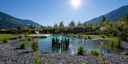 Wanderurlaub - Pools: Schwimmteich - Südtirol - Naturbadeteich - Garden Park Hotel
