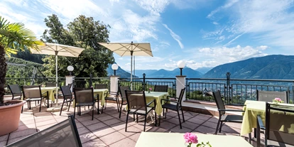 Wanderurlaub - Klobenstein - Terrasse - Hotel Meinhardt