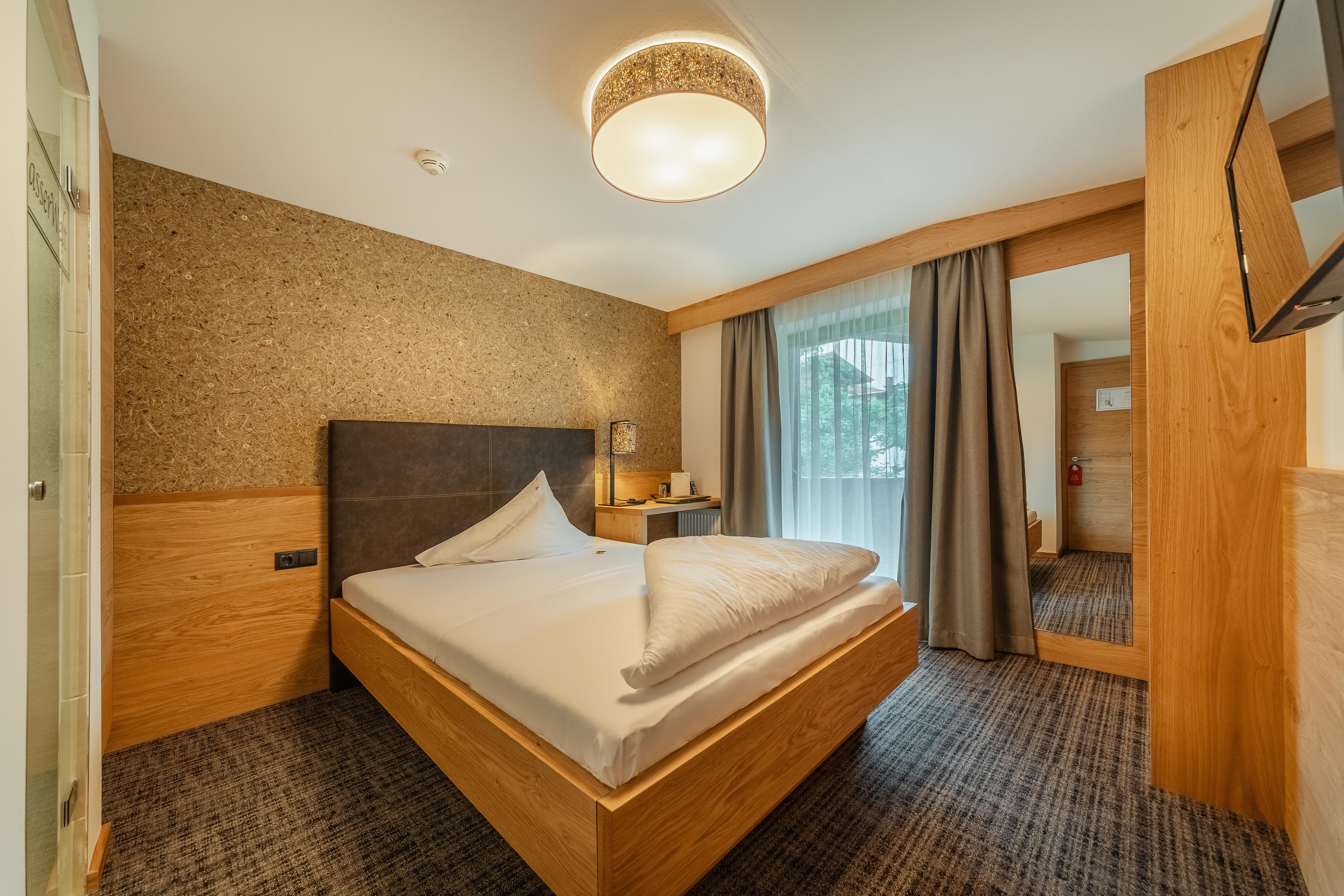 Wanderhotel: Einzelzimmer ARNIKA - Kräuterhotel Hochzillertal****