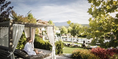 Wanderurlaub - Pools: Schwimmteich - Südtirol - Hotel Solvie