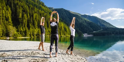 Wanderurlaub - Pools: Schwimmteich - Südtirol - Hotel Quelle Nature Spa Resort *****