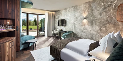 Wanderurlaub - Pools: Schwimmteich - Südtirol - Hotel Quelle Nature Spa Resort *****