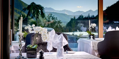 Wanderurlaub - Pools: Schwimmteich - Südtirol - Hotel Quelle Nature Spa Resort *****