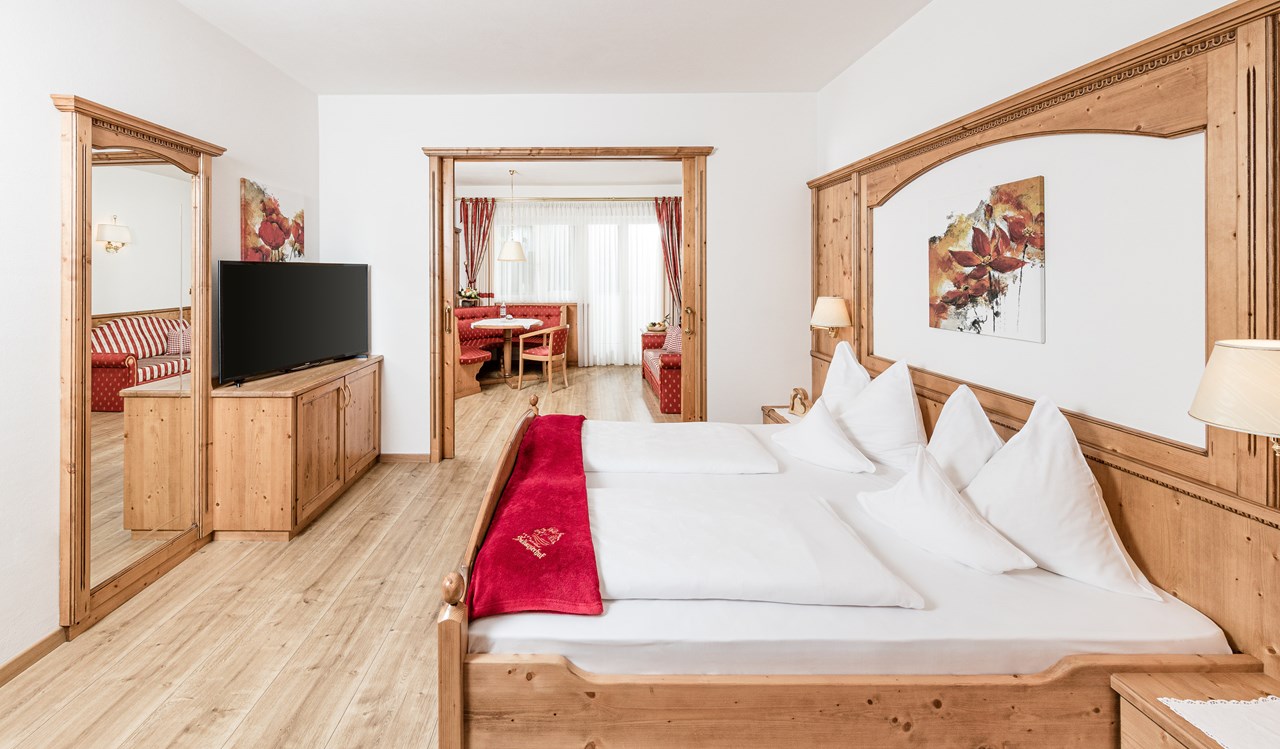 Hotel Saltauserhof Zimmerkategorien Typ 9 - Doppelzimmer de Luxe „Hirzer” mit Balkon - Residence