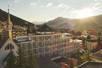 Wanderhotel: Hard Rock Hotel Davos - im Herzen des Bündnerlandes - Hard Rock Hotel Davos