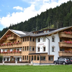 Wanderhotel: Almhotel Bergerhof 