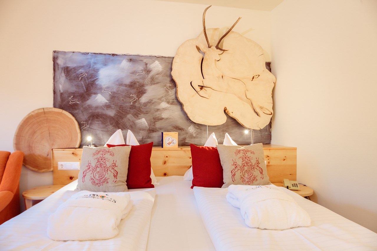 Der Kirchheimerhof - Superior Refugium Zimmerkategorien Doppelzimmer Zirbe Nockberge 