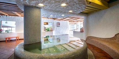 Wanderurlaub - Fahrstuhl - Schwimmbad- und Saunalandschaft
©️ Rupert Mühlbacher - Hotel St. Oswald
