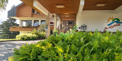 Wanderurlaub - Fahrstuhl - Eingangsbereich im Hotel St. Oswald
©️ Fotoatelier Wolkersdorfer - Hotel St. Oswald