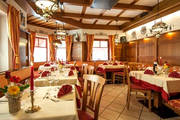 Wanderhotel: Gasthof Hotel Restaurant BURGBLICK
