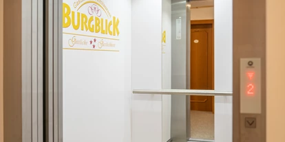 Wanderurlaub - Fahrstuhl - Gasthof Hotel Restaurant BURGBLICK