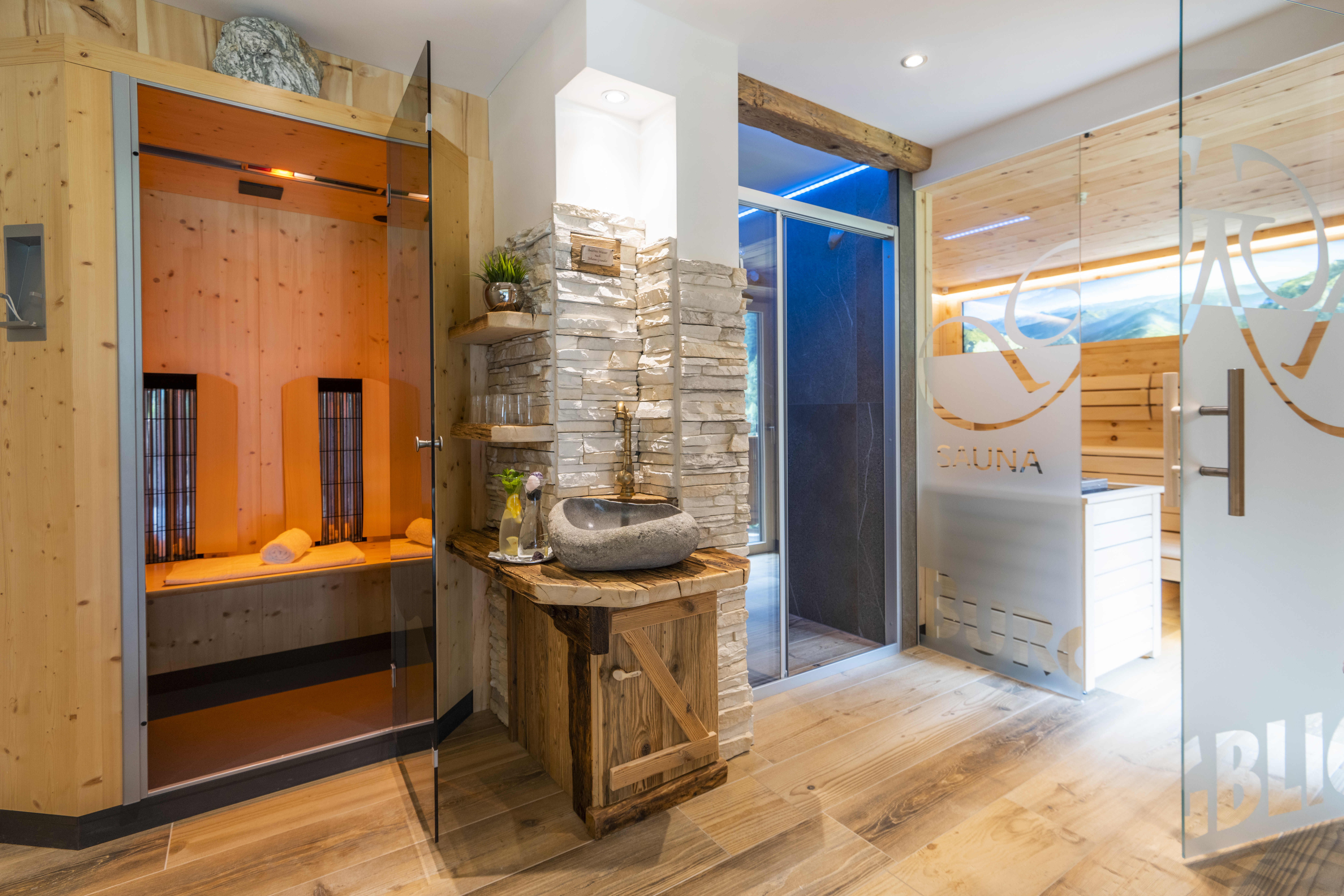 Wanderhotel: Gasthof Hotel Restaurant BURGBLICK