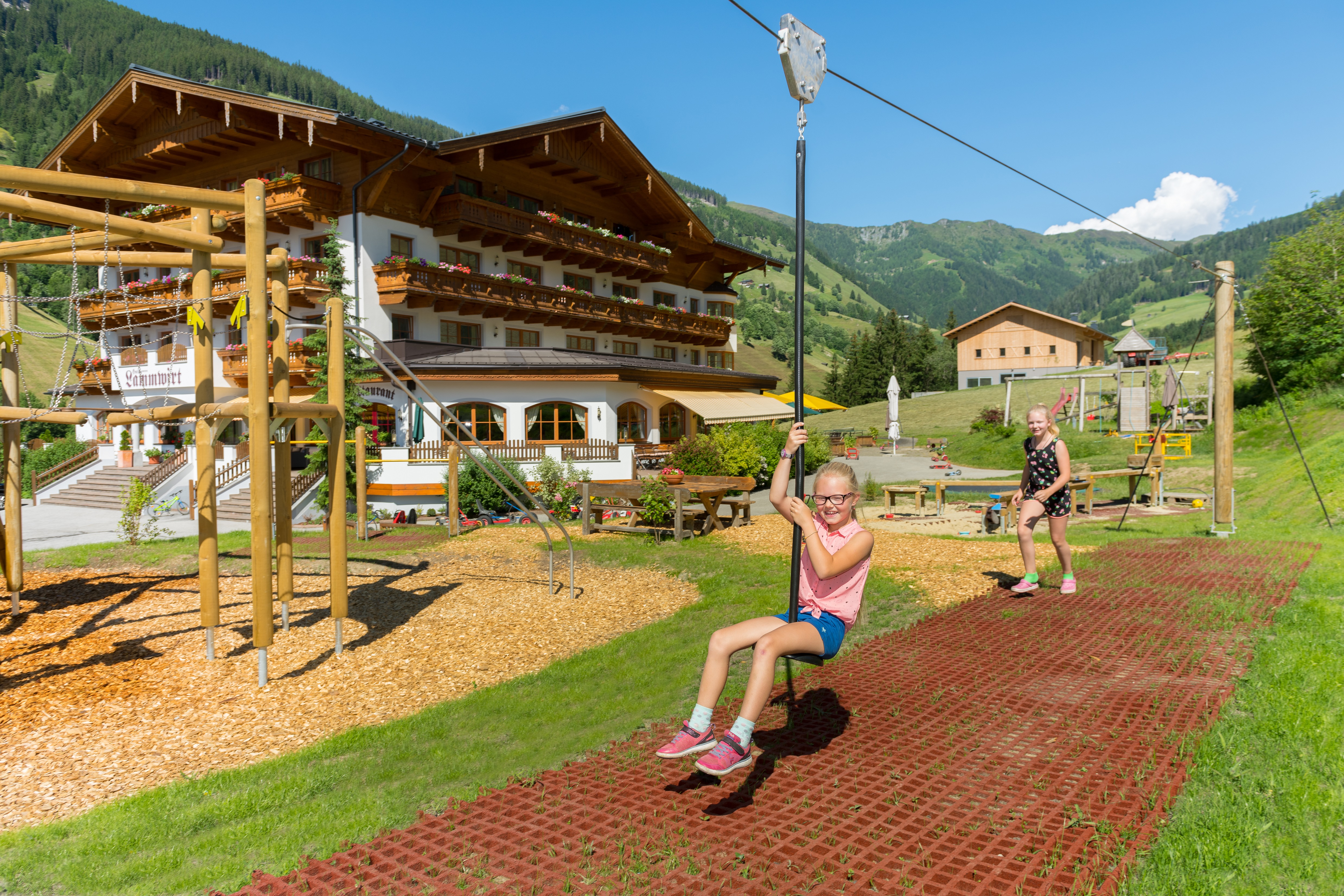 Wanderhotel: Riesiger Spielplatz Hotel Lammwirt Großarl - Hotel Lammwirt