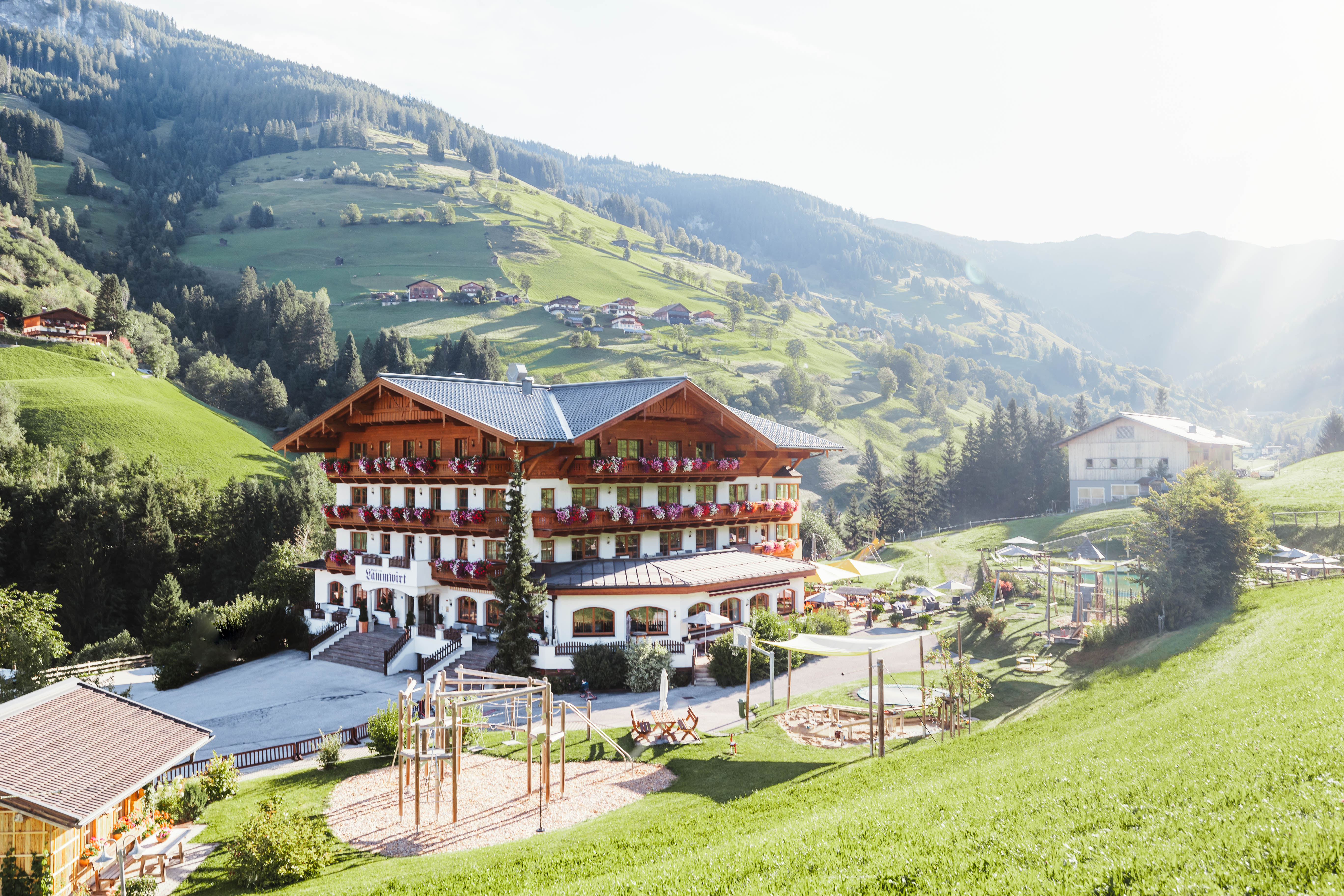 Wanderurlaub - vegetarisches Essen - Hohe Tauern - Aussicht und Umgebung Hotel Lammwirt Großarl - Hotel Lammwirt