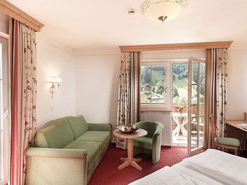 Hotel Bergzeit**** Zimmerkategorien Doppelzimmer Morgensonne