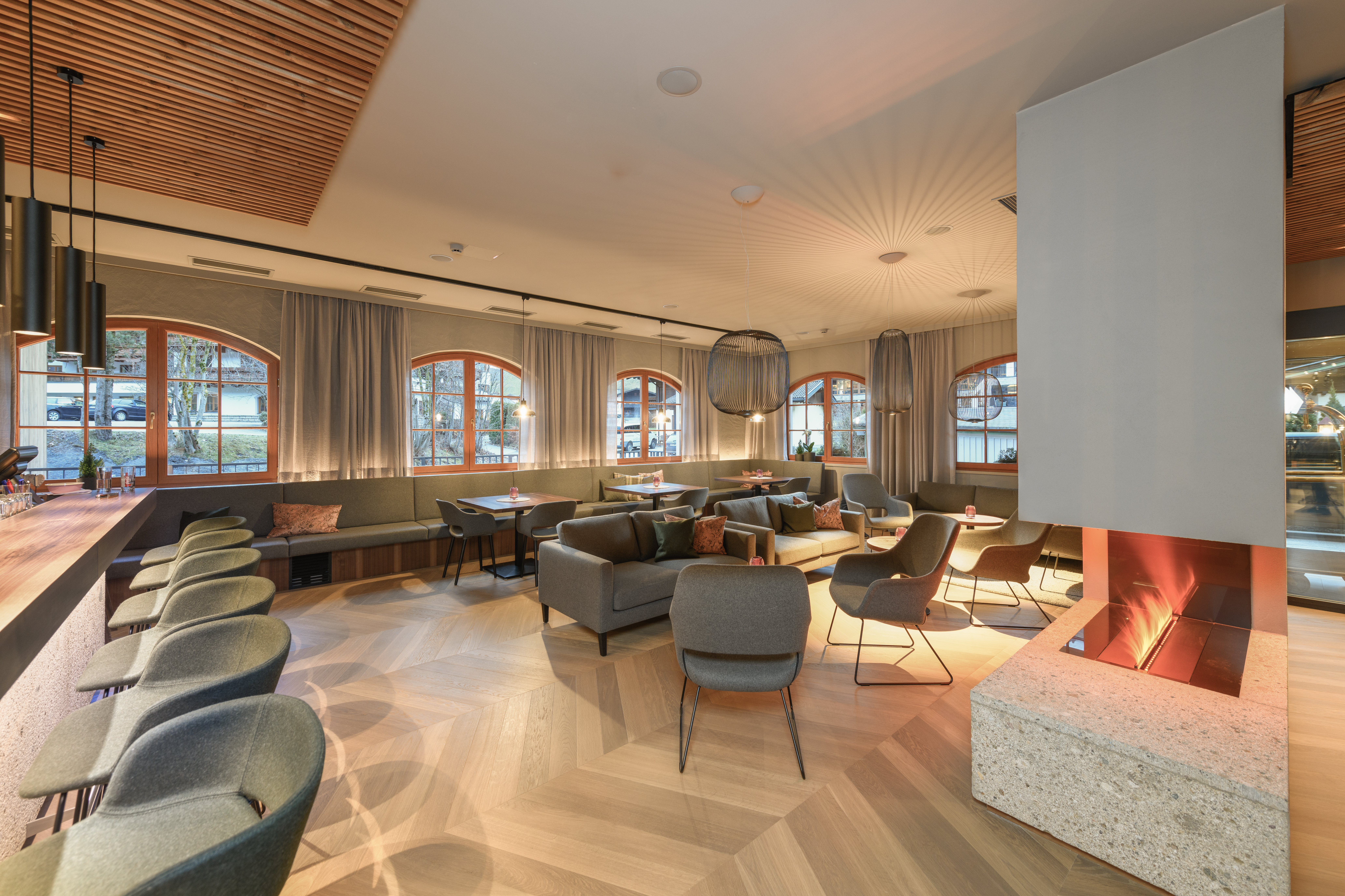 Wanderhotel: Unser Hotel verbindet italienischen Style mit Salzburger Gemütlichkeit.  - Hotel Bergzeit****