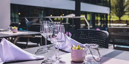 Wanderurlaub - Fahrstuhl - Restaurantterrasse - Hotel Sonnblick