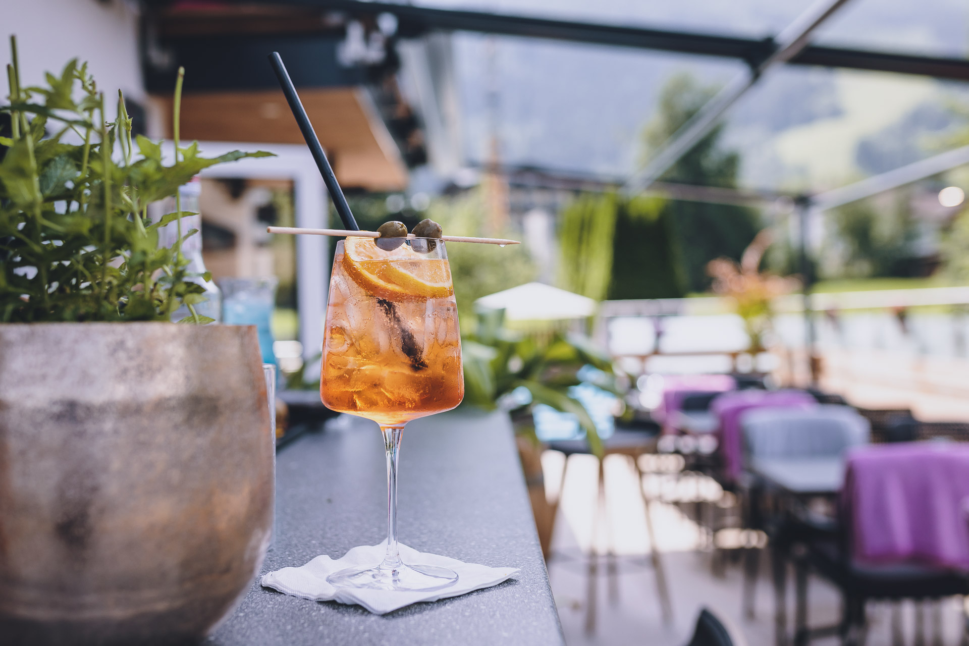 Wanderhotel: Freiluftbar - Hotel Sonnblick