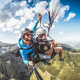 Wanderhotel: Paragliten - Falkenaktivprogramm - Das Falkenstein Kaprun