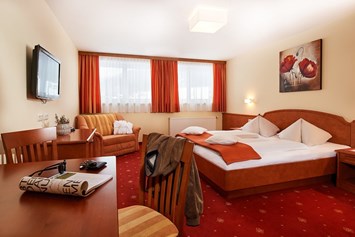 Wanderhotel: Zimmerkategorie Hornspitz - Hotel Kerschbaumer 