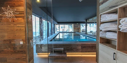 Wanderurlaub - Fahrstuhl - Pool - Hotel Edelweiss