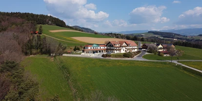 Wanderurlaub - Klassifizierung: 3 Sterne - Wohlfühl Hotel Wiesenhof - inmitten der Natur mit herrlichem Panoramablick in die Erlebnisregion Oststeiermark - Wohlfühl Hotel Wiesenhof