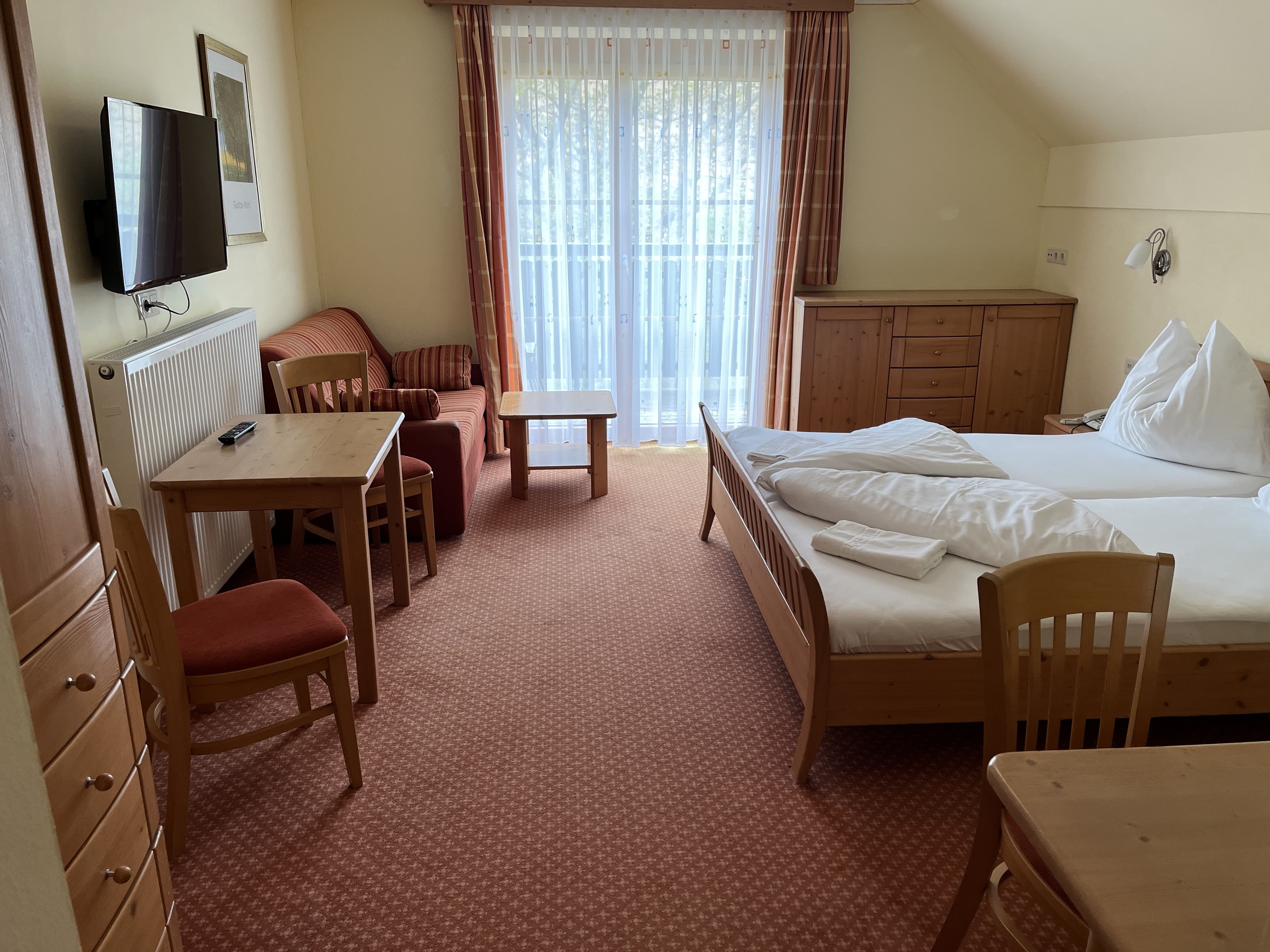 Wohlfühl Hotel Wiesenhof Zimmerkategorien Feriensuite mit Balkon