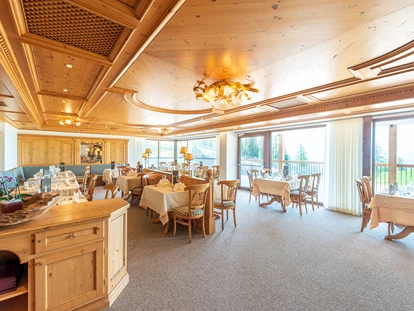 Wanderurlaub - Fahrstuhl - Speisesaal - Hotel Seel Aus