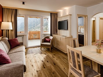 Alpin Hotel Masl Zimmerkategorien Familiensuite Alpina mit Kochecke ca. 70m²- für 2 - 6 Personen