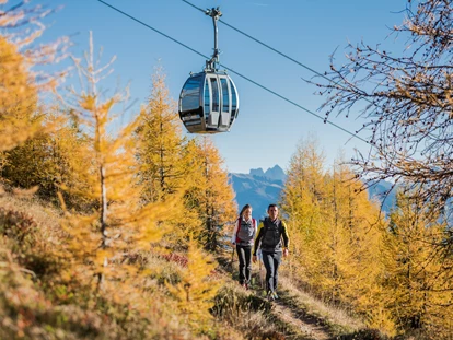 Wanderurlaub - Fahrstuhl - Herbstwandern - Hotel Masl