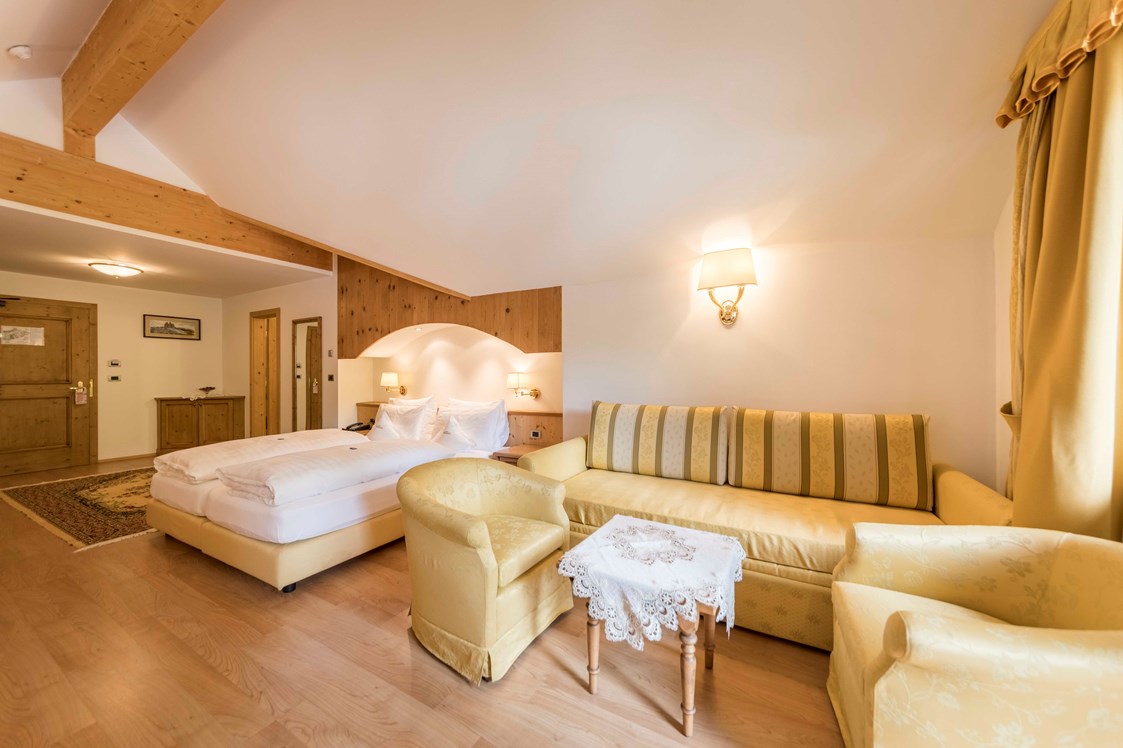 Wanderhotel: Suite Sassolungo - Hotel Miravalle