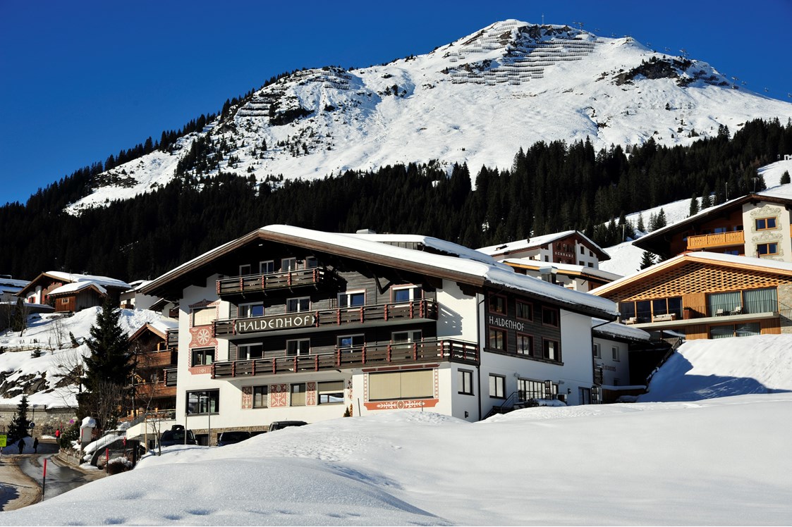 Wanderhotel: Hotel im Winter - Haldenhof