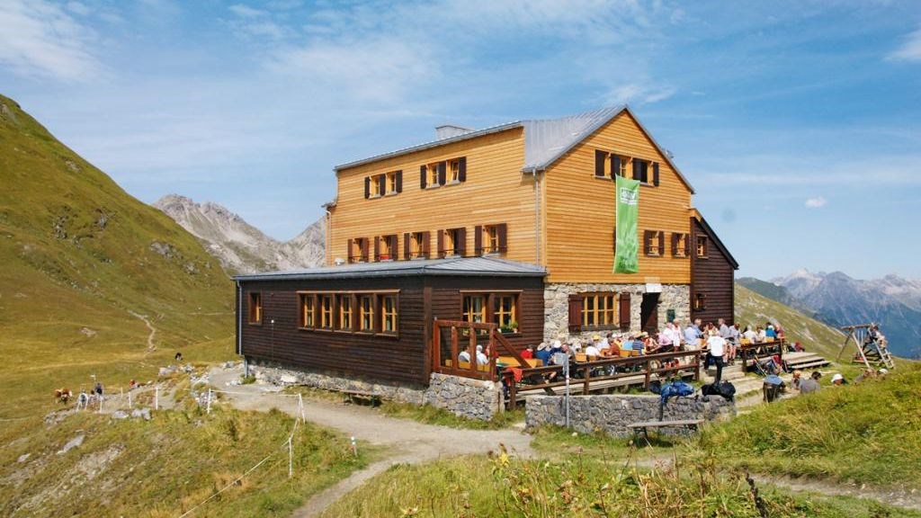 Hotel Goldener Berg - Your Mountain Selfcare Resort Almen Stuttgarter Hütte