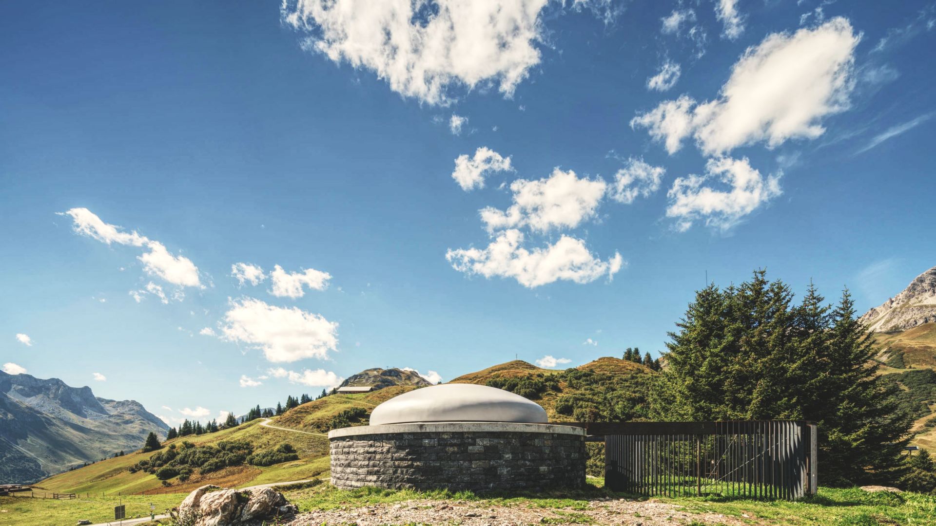 Hotel Goldener Berg - Your Mountain Selfcare Resort Tourentipps Wanderung zum Skyspace-Lech 