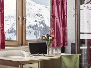 Hotel Goldener Berg - Your Mountain Selfcare Resort Zimmerkategorien Familiensuite Schneewalzer 65m²