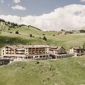 Wanderhotel - Außenansicht des Hotels - Hotel Goldener Berg