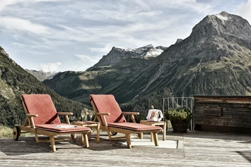 Wanderhotel: Bergpanorama - Hotel Goldener Berg - Your Mountain Selfcare Resort