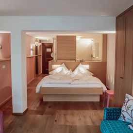 Wanderhotel: Zimmer - Hotel Goldener Berg - Your Mountain Selfcare Resort