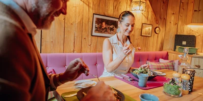 Wanderurlaub - Bach (Bach) - Dirndlstüberl - Hotel Goldener Berg - Your Mountain Selfcare Resort
