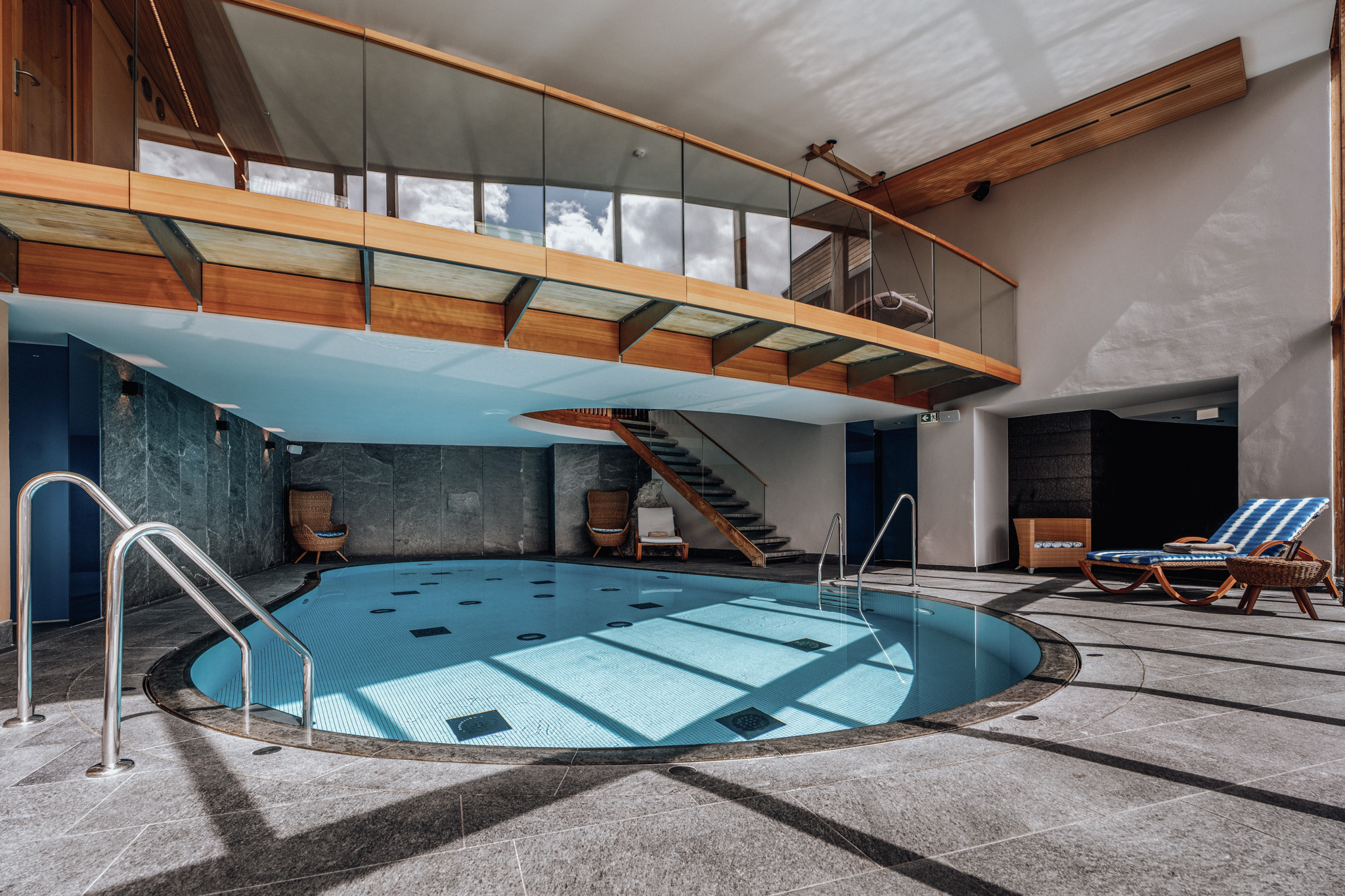 Wanderhotel: Indoor pool - Hotel Goldener Berg - Your Mountain Selfcare Resort