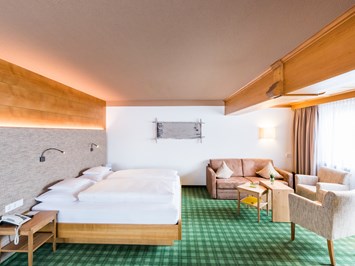 Hotel Walserberg Zimmerkategorien Suite Edelweiß