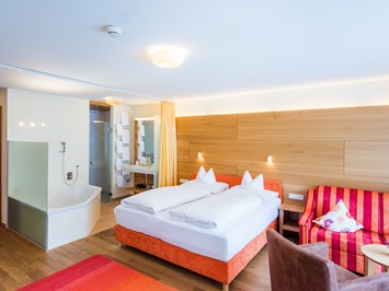 Hotel Walserberg Zimmerkategorien Wohlfühl Suite 