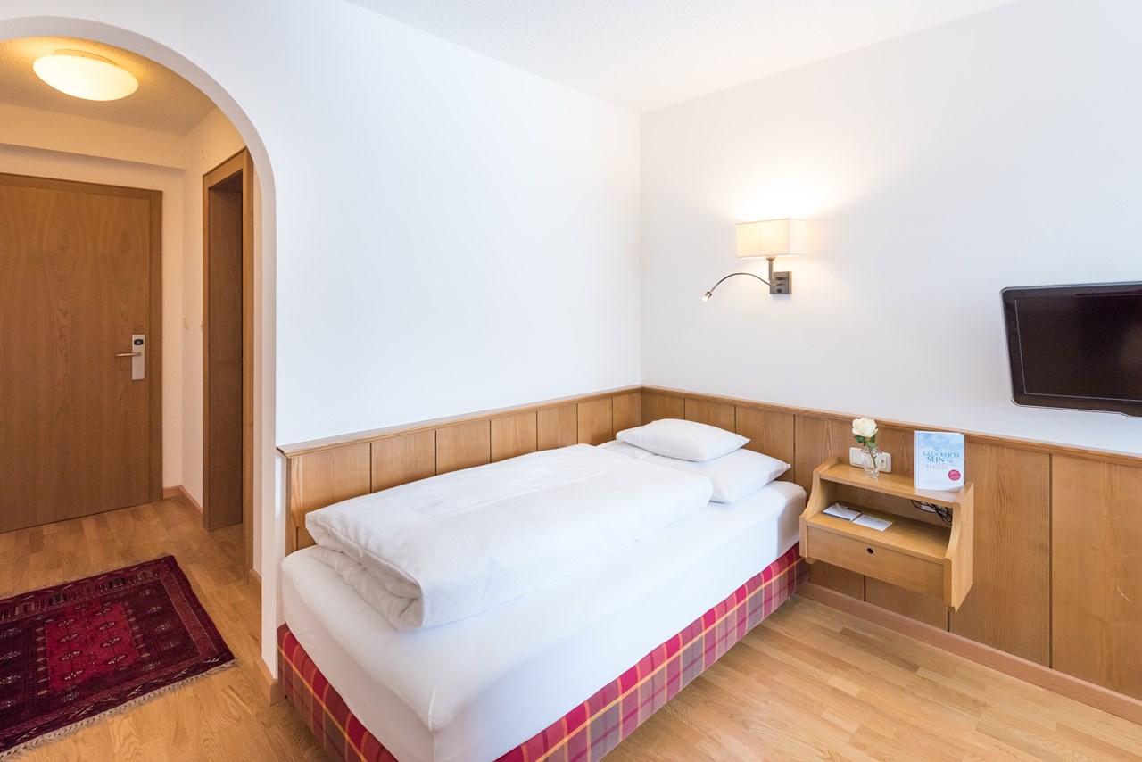 Hotel Walserberg Zimmerkategorien Einzelzimmer Enzian