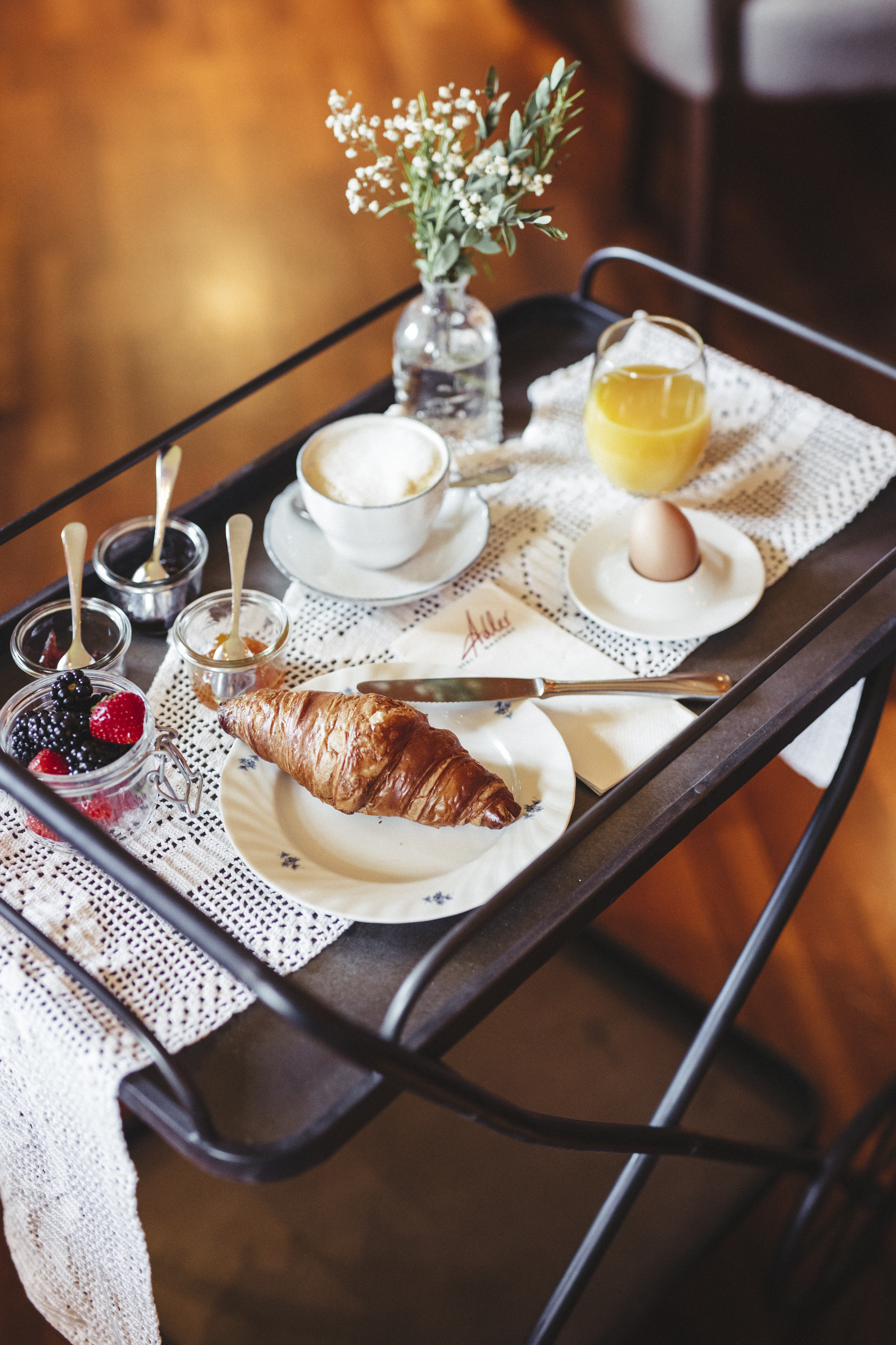 Wanderhotel: Frühstück (Stammhaus) - Der Adler Schoppernau