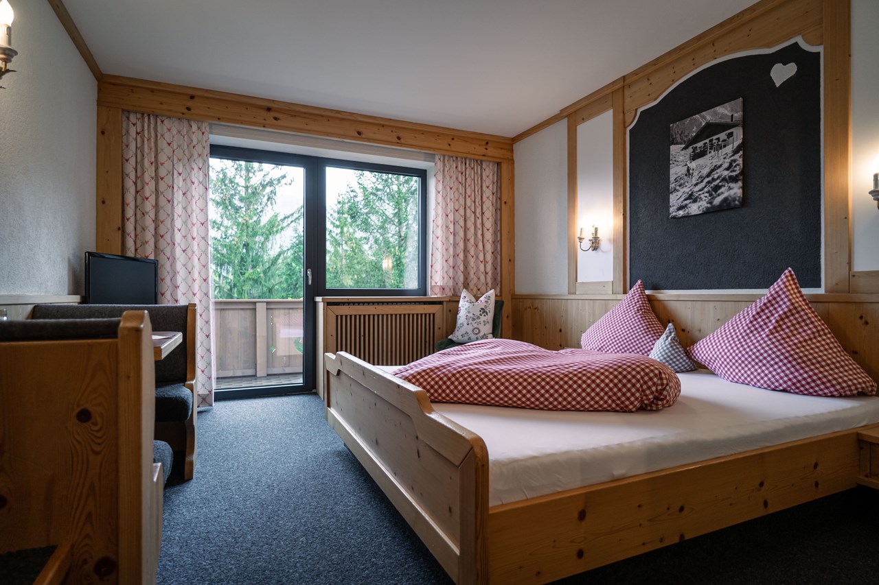 Hotel Tirolerherz Zimmerkategorien Doppelzimmer "Herzstück"