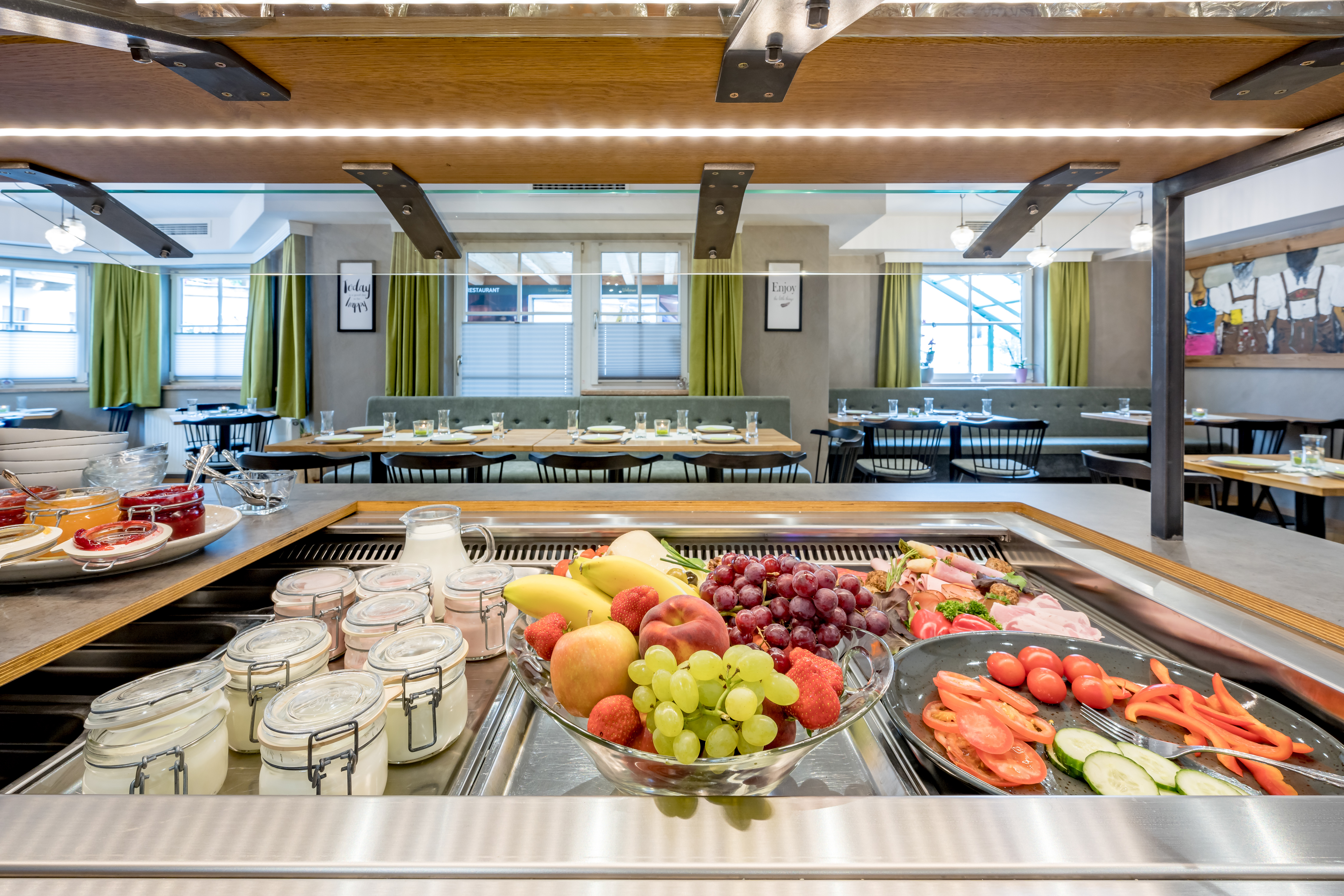 Wanderhotel: Frühstück - Hotel Arlen Lodge