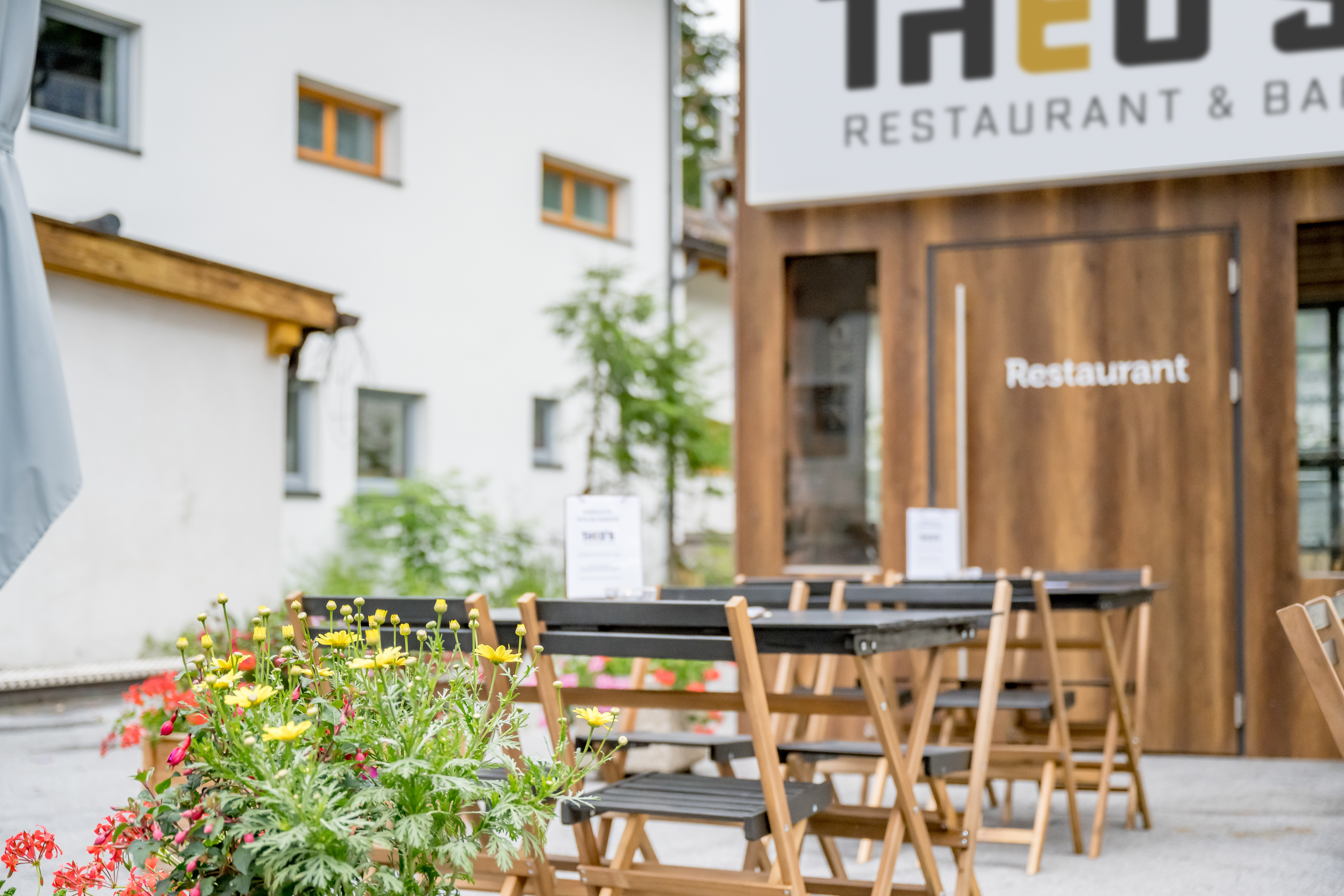 Wanderhotel: Aussenbereich - Hotel Arlen Lodge